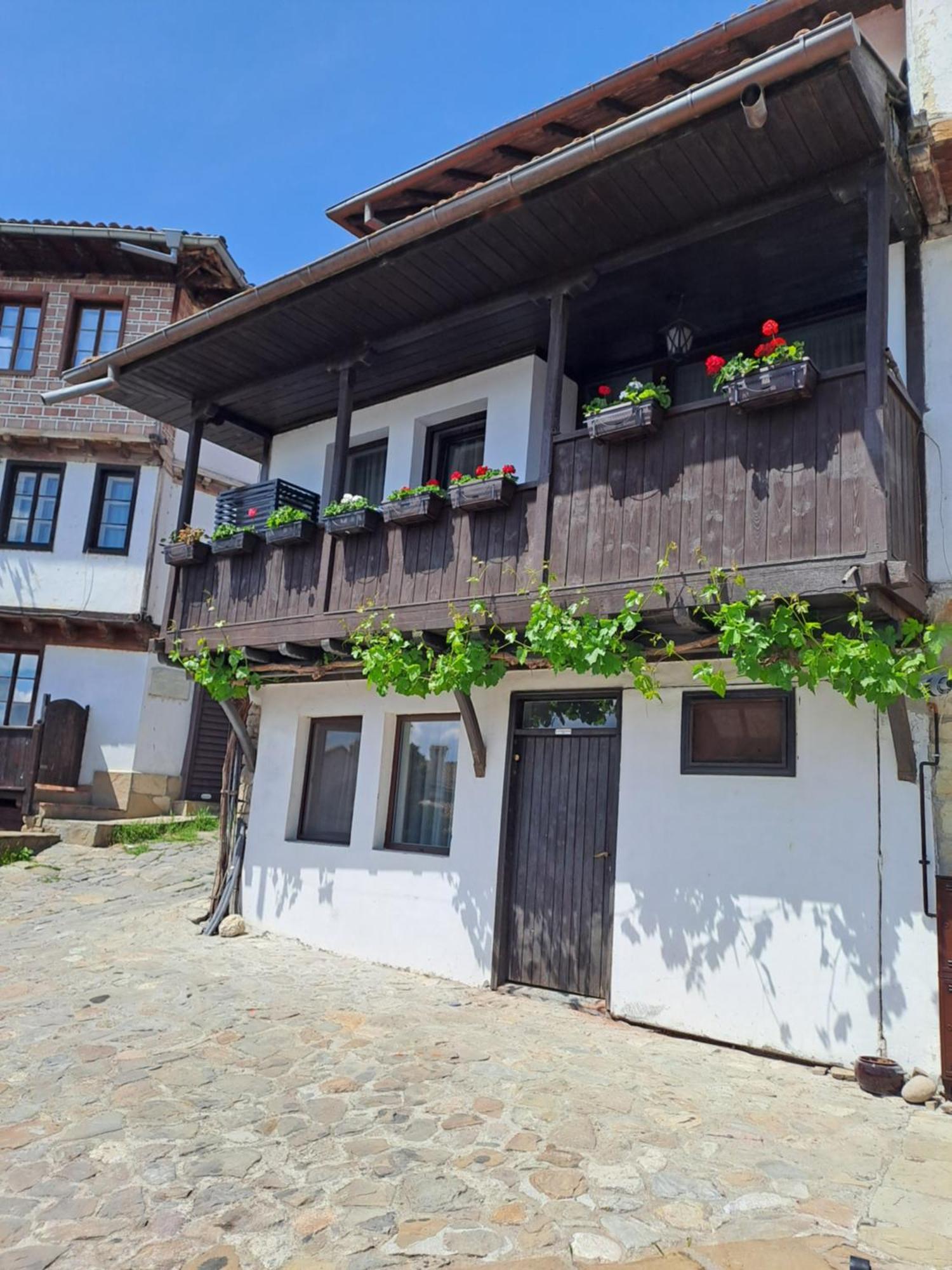 Guest House Lazara Veliko Tarnovo Buitenkant foto